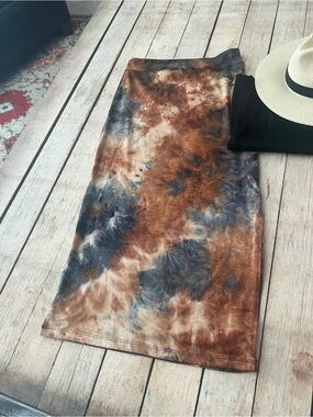 BUY SUNDRY SIENA Tie-Dye Pencil Skirt in Brown/Blue/Black